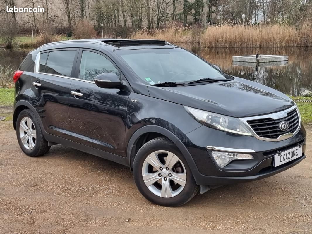 Kia Sportage 2.0 CRDi 136 4WD Premium – 4×4 Toit ouvrant CARNET