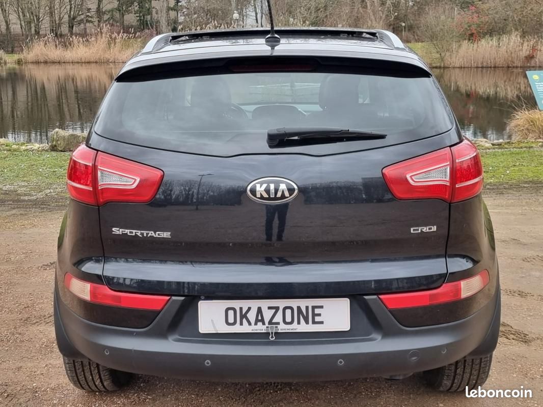 Kia Sportage 2.0 CRDi 136 4WD Premium – 4×4 Toit ouvrant CARNET