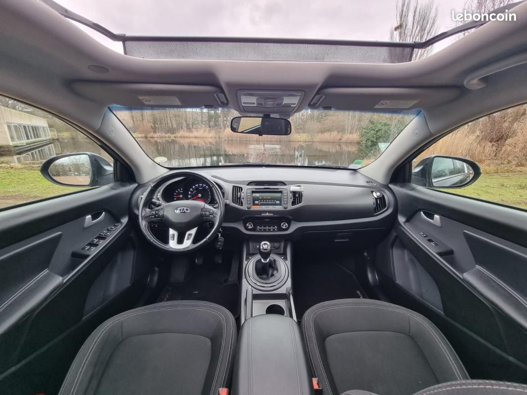 Kia Sportage 2.0 CRDi 136 4WD Premium – 4×4 Toit ouvrant CARNET