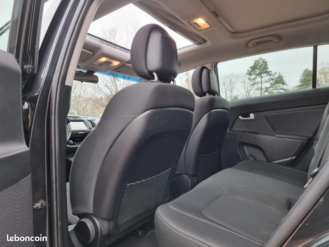 Kia Sportage 2.0 CRDi 136 4WD Premium – 4×4 Toit ouvrant CARNET