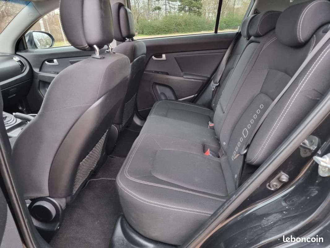 Kia Sportage 2.0 CRDi 136 4WD Premium – 4×4 Toit ouvrant CARNET