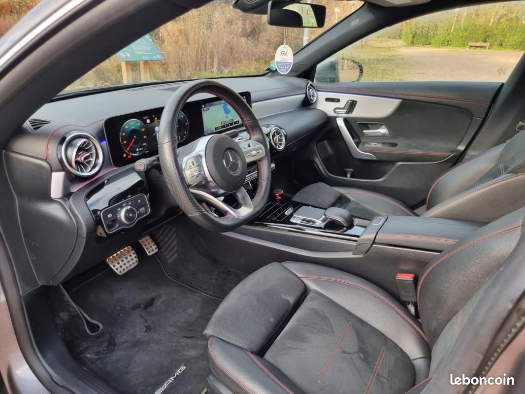 Mercedes CLA Coupe 180 d 7G-DCT AMG Line – Toit ouvrant