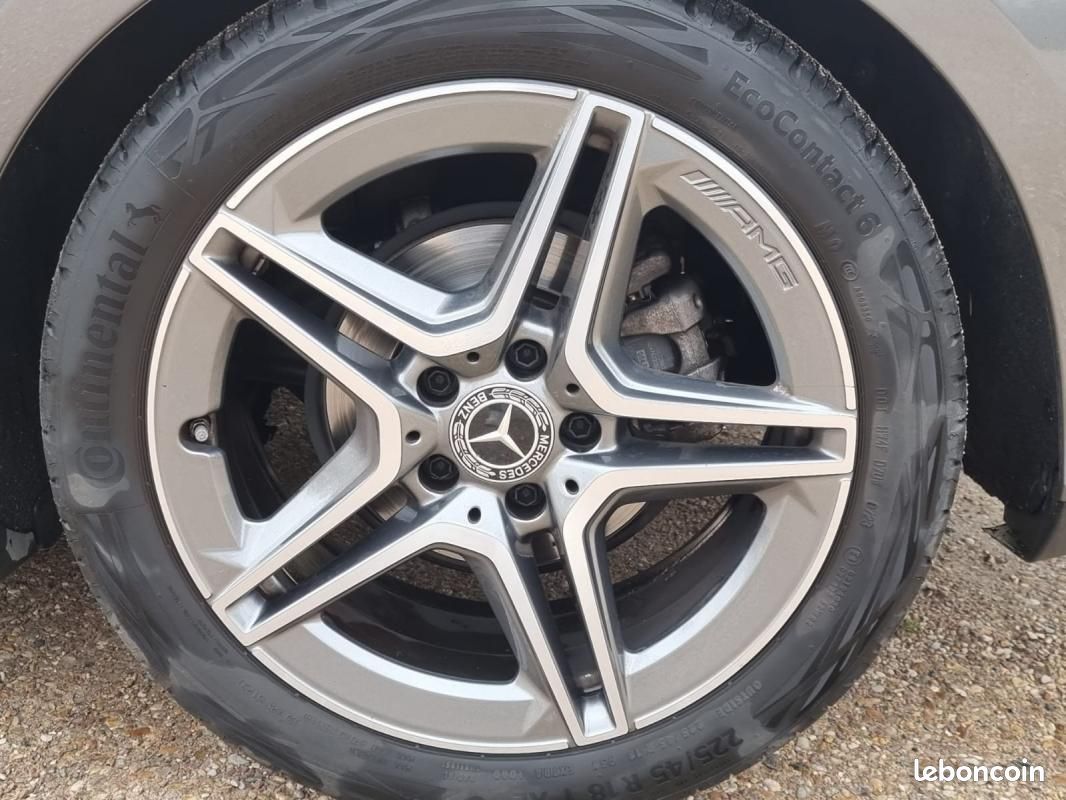 Mercedes CLA Coupe 180 d 7G-DCT AMG Line – Toit ouvrant