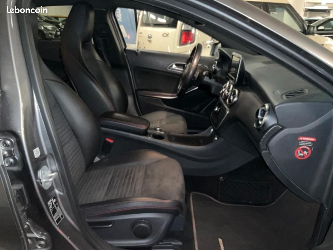 Mercedes Classe A 250 AMG 4-Matic 7-G FAIBLE KM 2ème MAIN