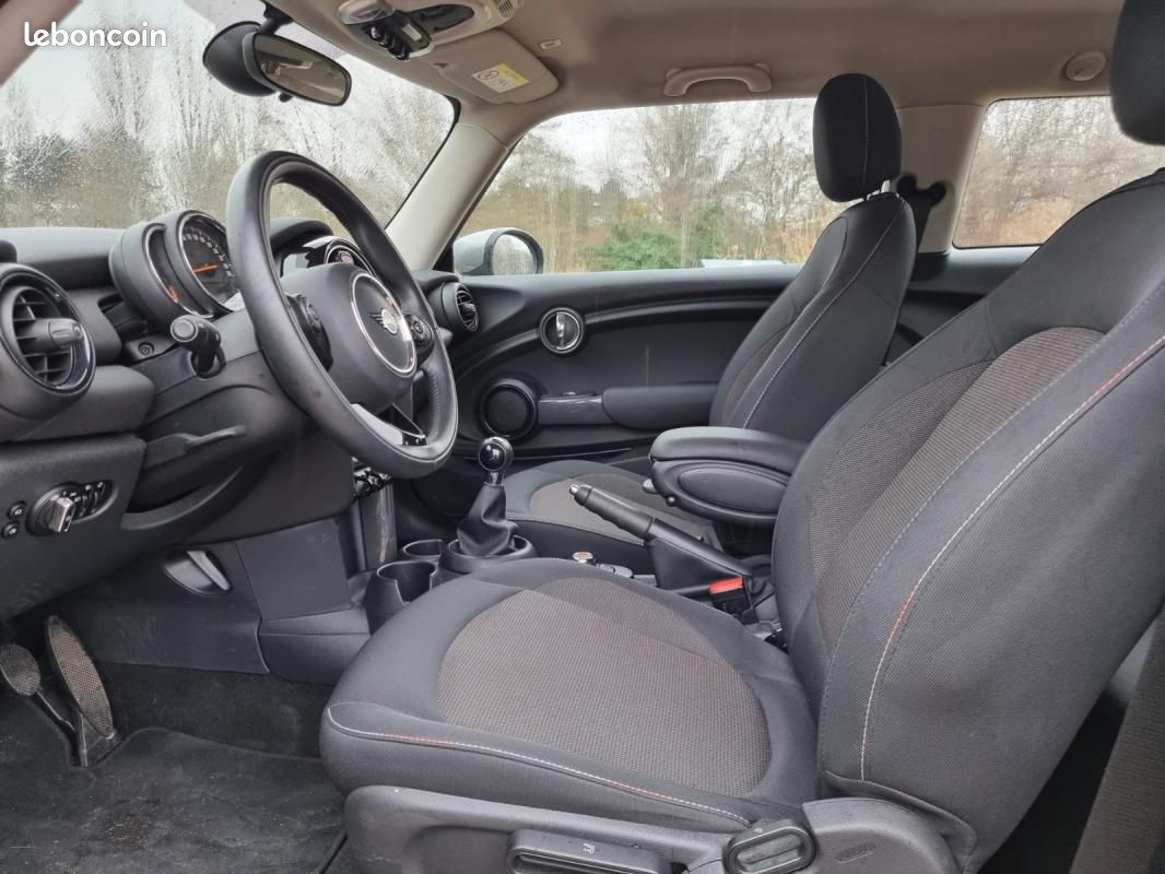 Mini Hatch 3 PORTES F56 LCI One 75