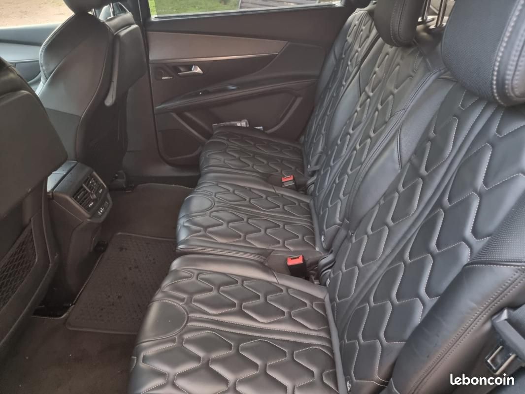 Peugeot 5008 BlueHDi 180ch SS EAT8 GT – Ttes Options Toit ouvrant