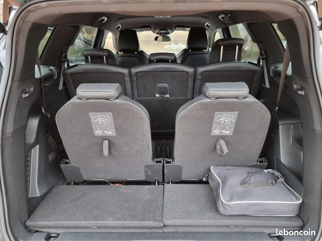 Peugeot 5008 BlueHDi 130ch SS BVM6 GT Line – Caméra