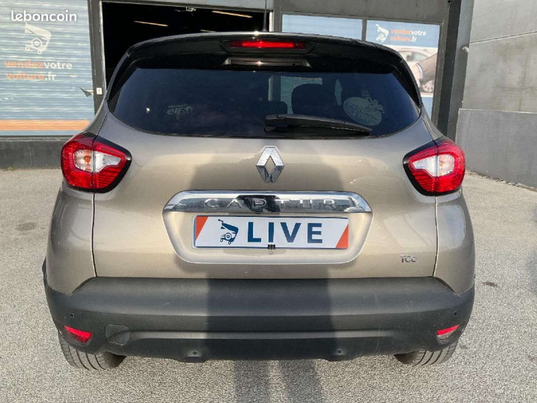 Renault Captur TCe 120 Intens EDC – Faible KMS