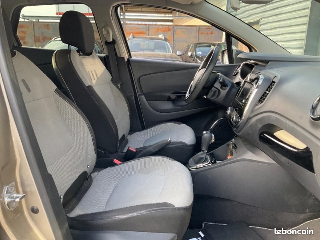 Renault Captur TCe 120 Intens EDC – Faible KMS