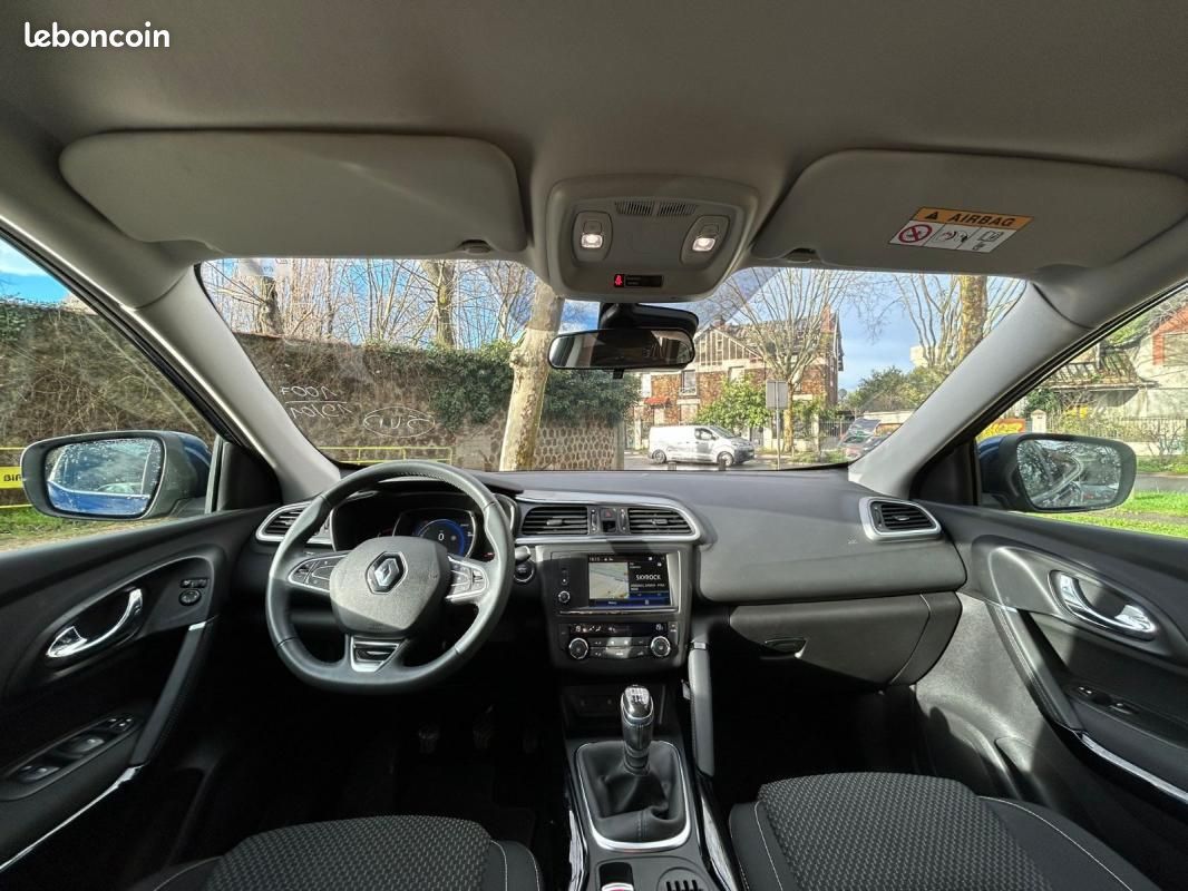 Renault Kadjar BUSINESS TCe 130 – FAIBLE KMS 1ERE MAIN