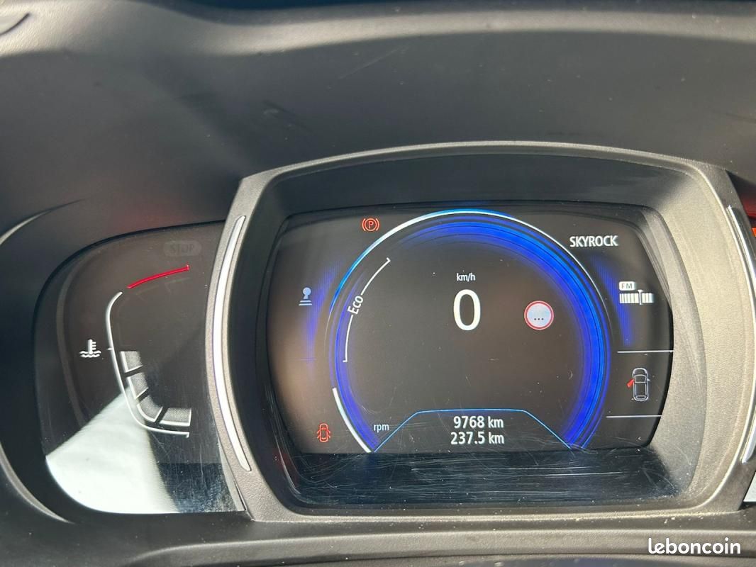 Renault Kadjar BUSINESS TCe 130 – FAIBLE KMS 1ERE MAIN