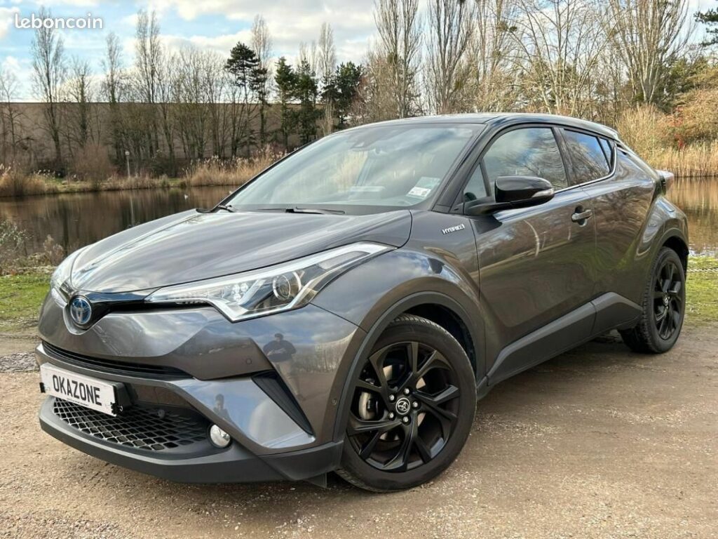 Toyota C-HR HYBRIDE RC18 122h Graphic – Entretien TOYOTA