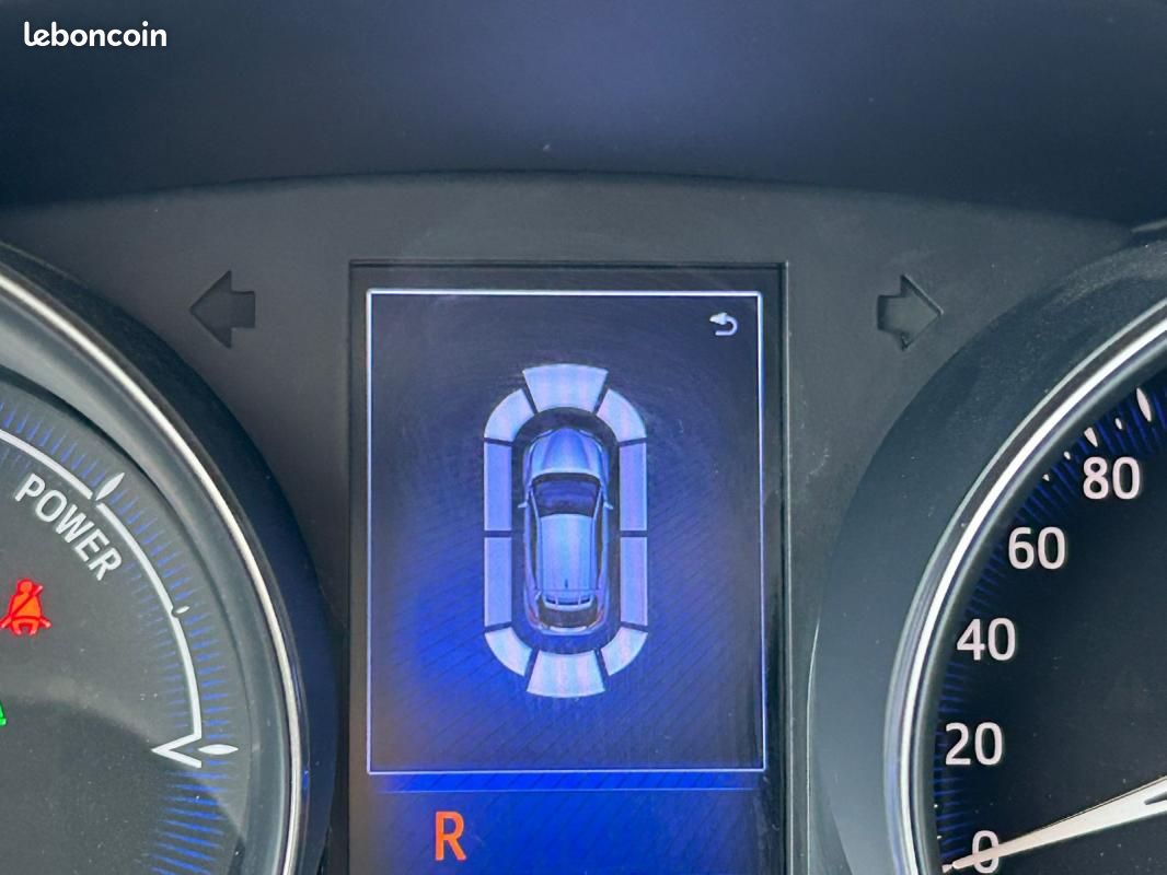 Toyota C-HR HYBRIDE RC18 122h Graphic – Entretien TOYOTA