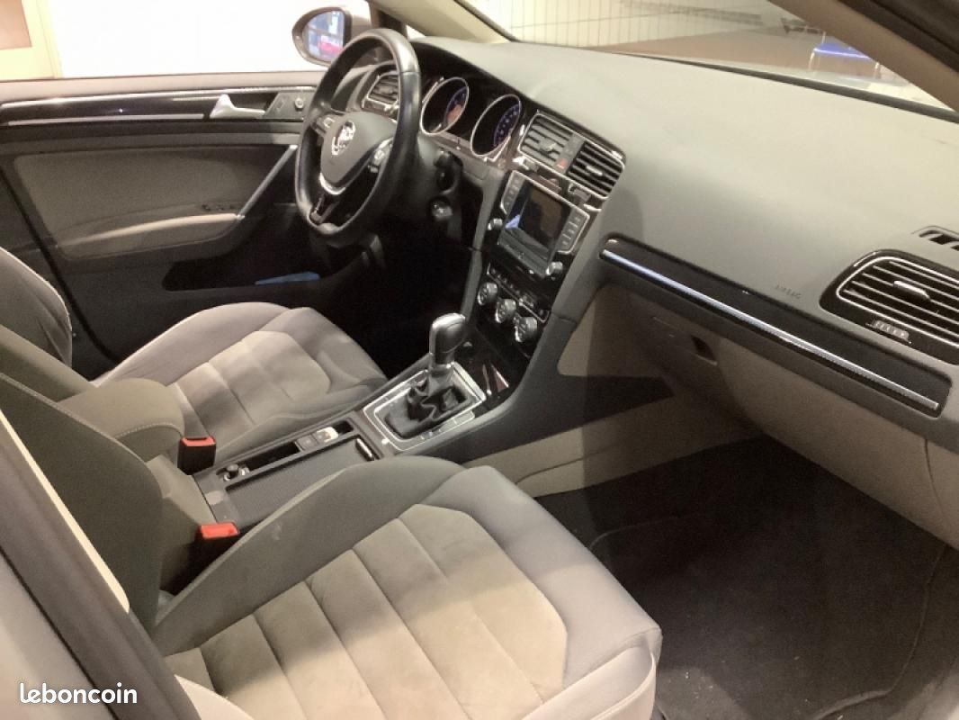 Volkswagen Golf 1.4 TSI 125 DSG7 Highline FAIBLE KM 1ere MAIN