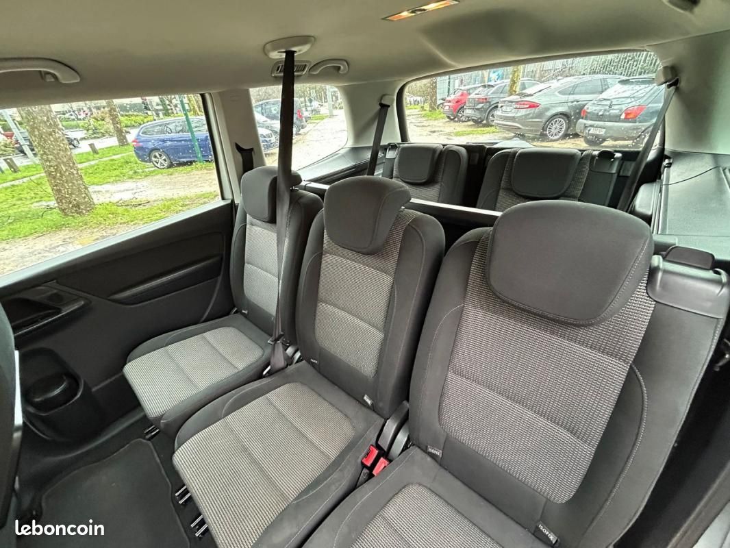 Volkswagen Sharan 2.0 TDI 140 Confortline DSG6 – 7 PLACES