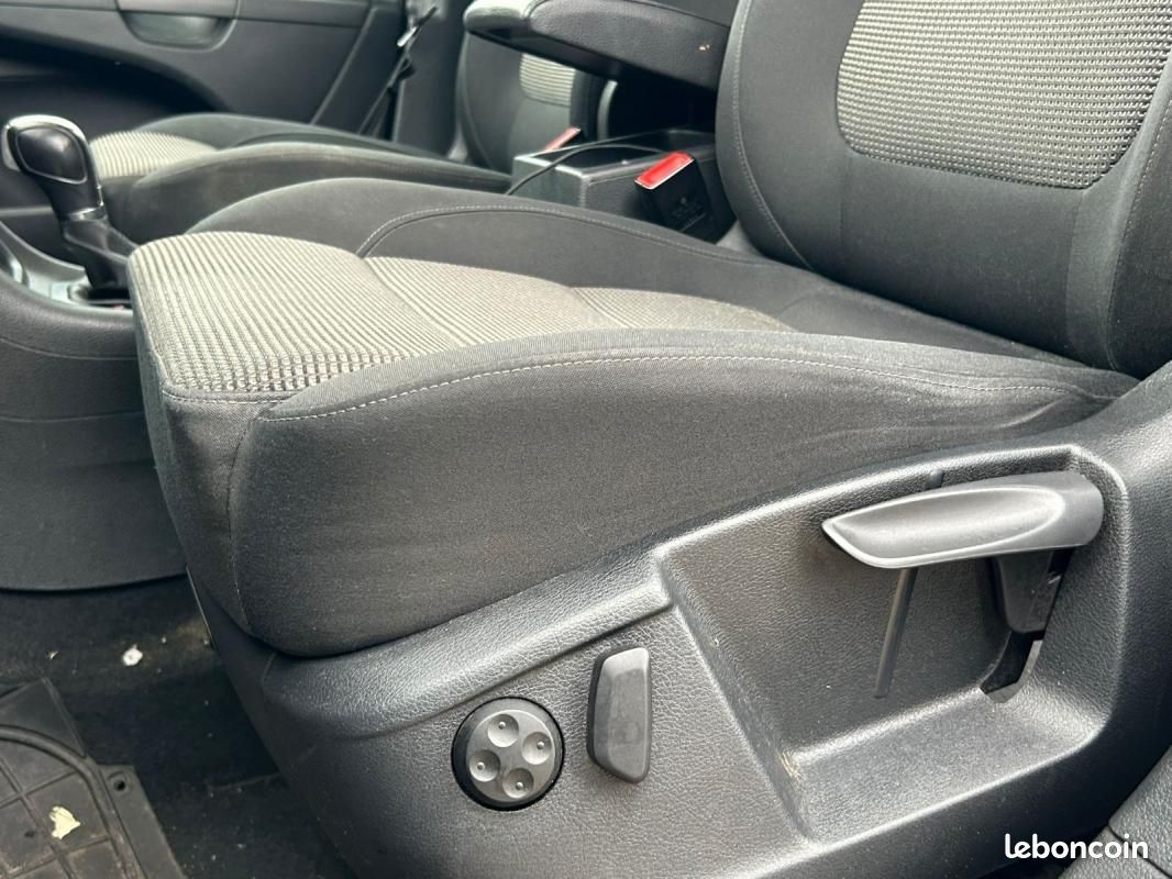 Volkswagen Sharan 2.0 TDI 140 Confortline DSG6 – 7 PLACES