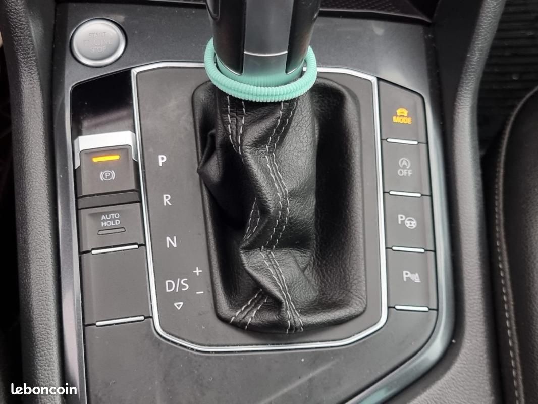 Volkswagen Tiguan 2.0 TDI 150 DSG7 R-Line FULL OPTIONS